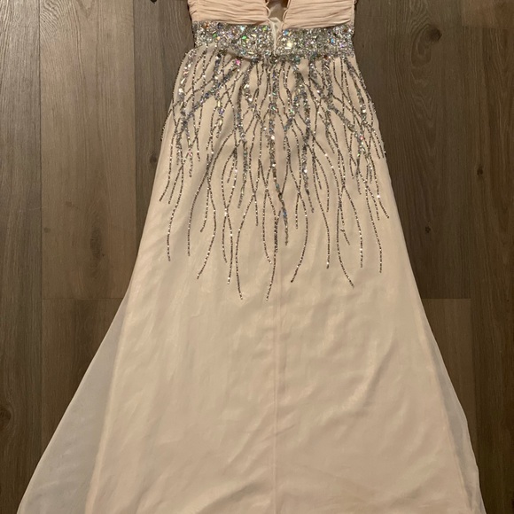 Evening Gown - Picture 2 of 4